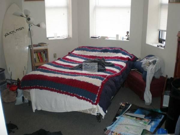 1st image of 833 Beacon St #104C