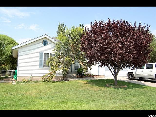 1st image of 2864 S Whitworth Cir