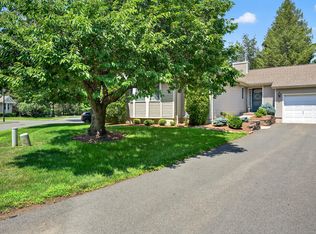 1006 Meadowview Dr #1006, East Windsor, CT 06088