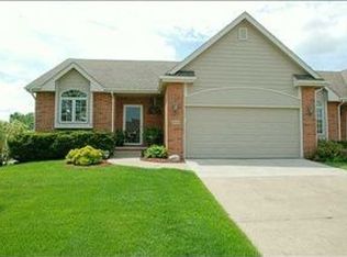 1830 SE Birchwood Cir, Waukee, IA 50263