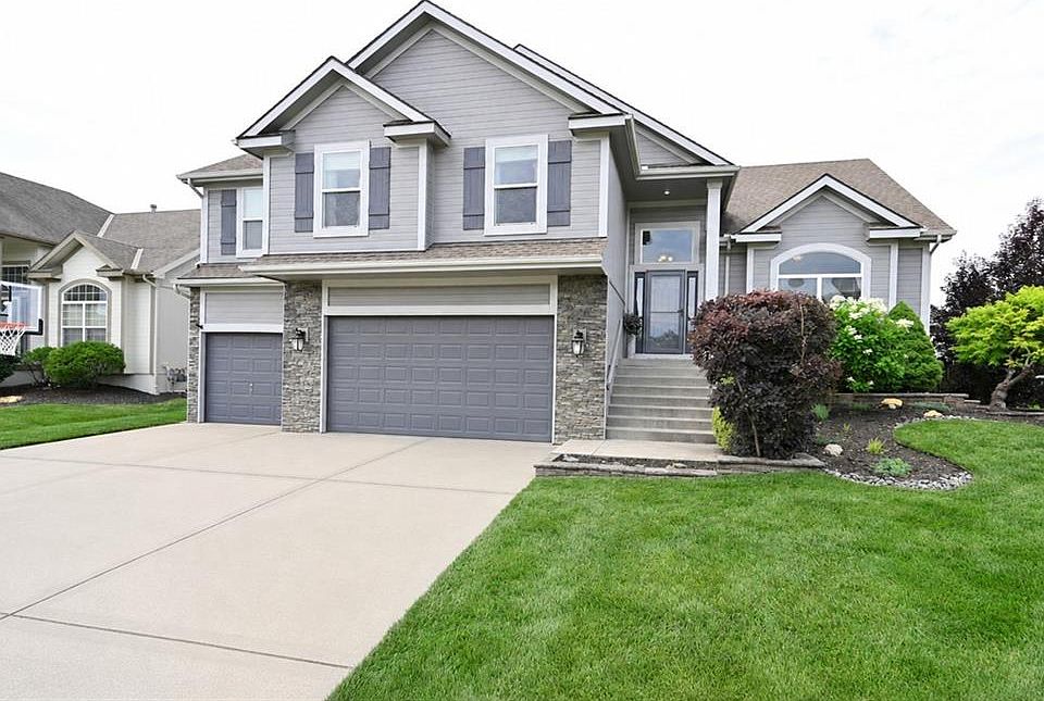 1st image of 10004 N Donnelly Ave