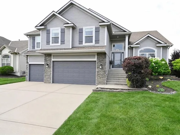 10004 N Donnelly Ave, Kansas City, MO 64157
