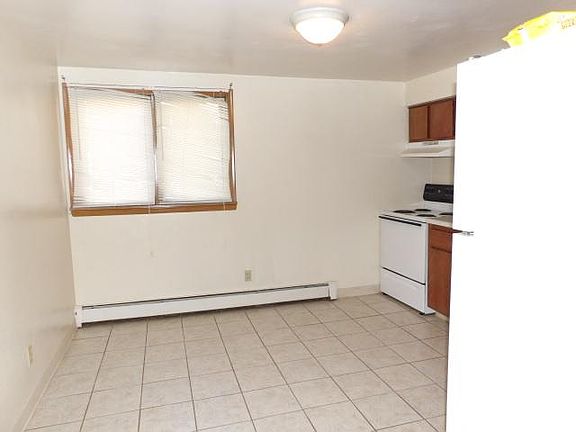 4th image of 20 Shadyside Dr APT 1