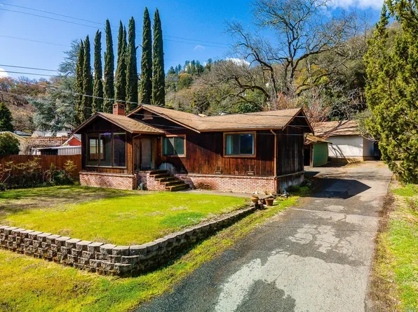 624 Mary Lane, Ukiah, CA 95482