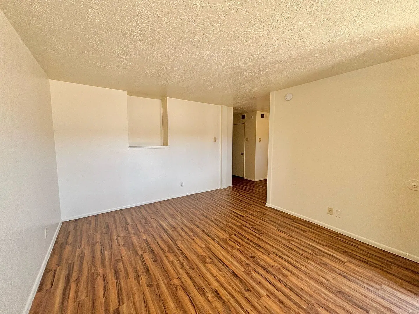 401 Espanola St — Photo 2