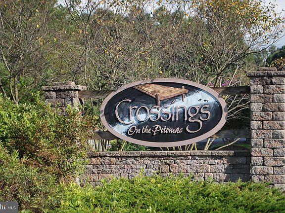 2nd image of Sharpsburg Ct