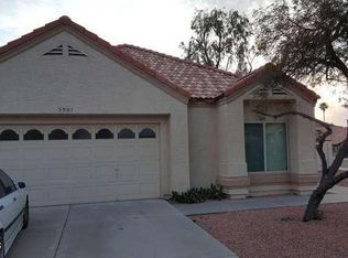 3901 E Graythorn St, Phoenix, AZ 85044
