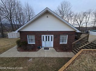 21 Elma Dr, Hanover Township, PA 18706
