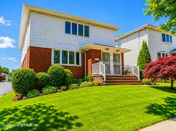 12 Kelvin Ave, Staten Island, NY 10306