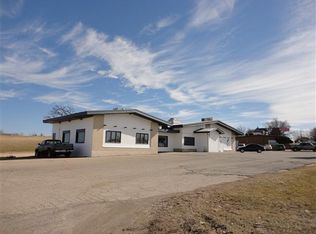 202 W Highway 30, Toledo, IA 52342