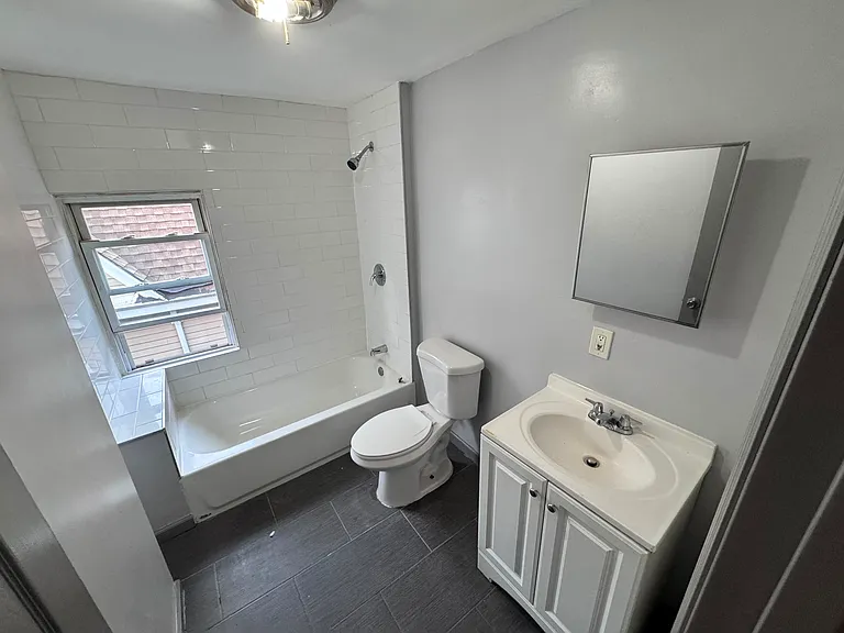 47 Baldwin Ave #3F — Photo 3
