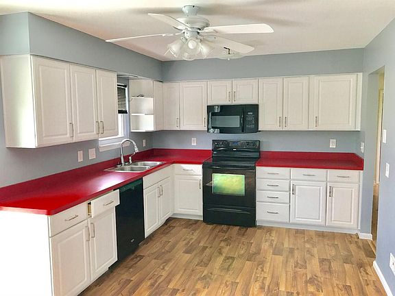 2nd image of 3612 Sundart Dr