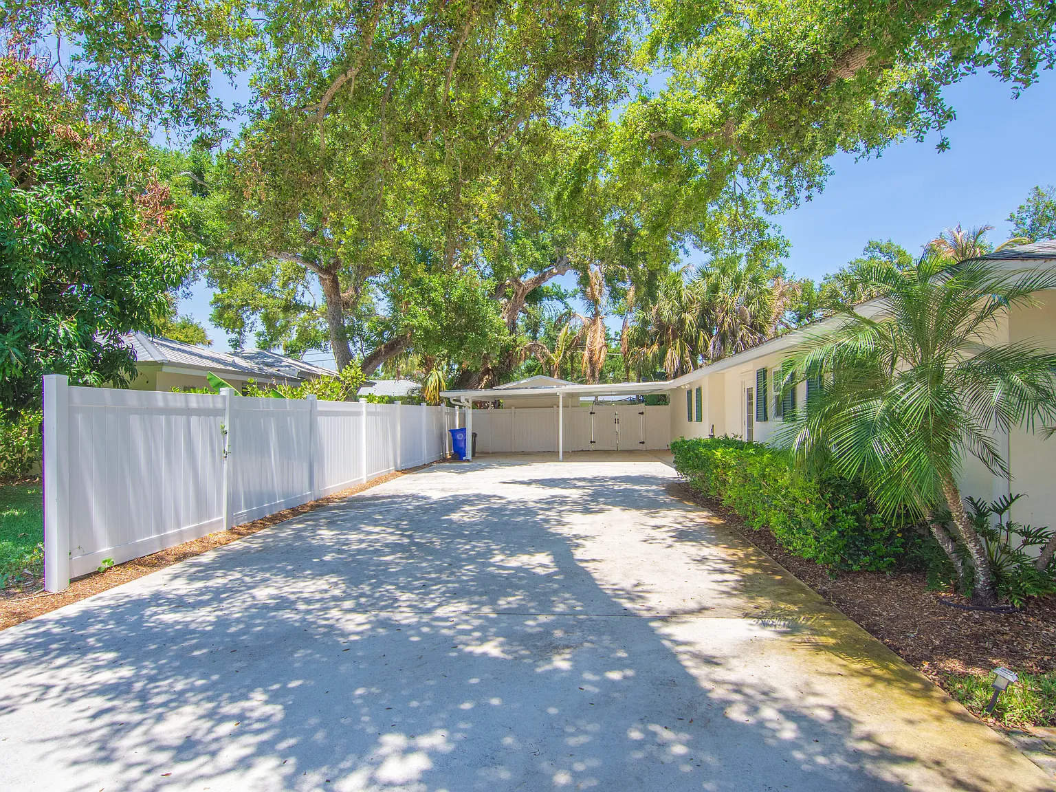 4 bed, 1894 sqft, $4,500 — Photo 3