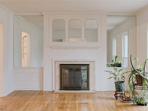 5th image of 19615 Scottsdale Blvd