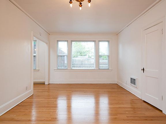 4th image of 904 NW 21st Ave APT 208