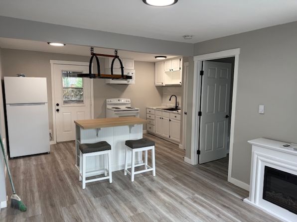 840 E Historic Columbia River Hwy APT 10