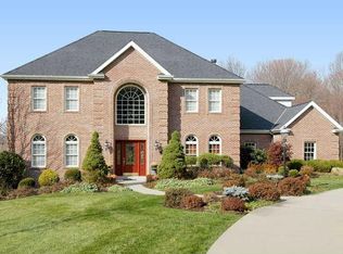 209 Rolling Hills Dr, Wexford, PA