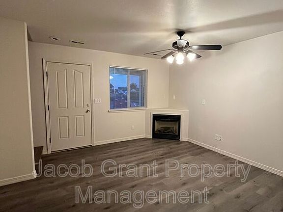 2nd image of 1580 N Stevens Dr APT B