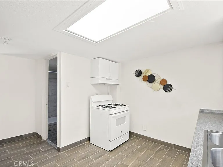 3008 N Arrowhead Ave #A — Photo 7