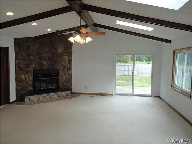 2nd image of 22 Lynette Ln