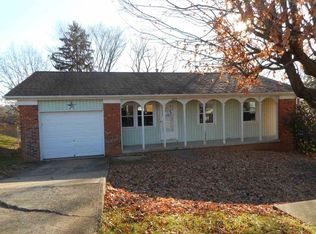 1404 Pleasant View St, Staunton, VA 24401