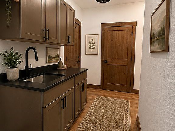 5th image of 2 Granite Hill Ln