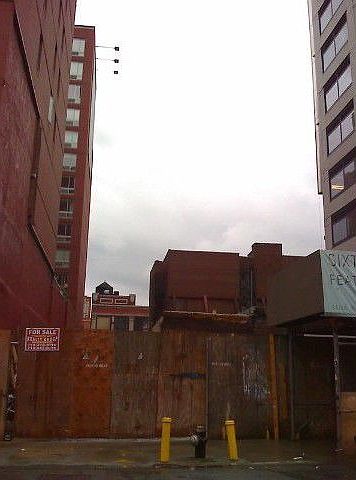 1st image of 552 W 24th St