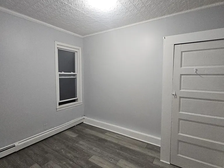 94 N 3rd St #3 — Photo 10