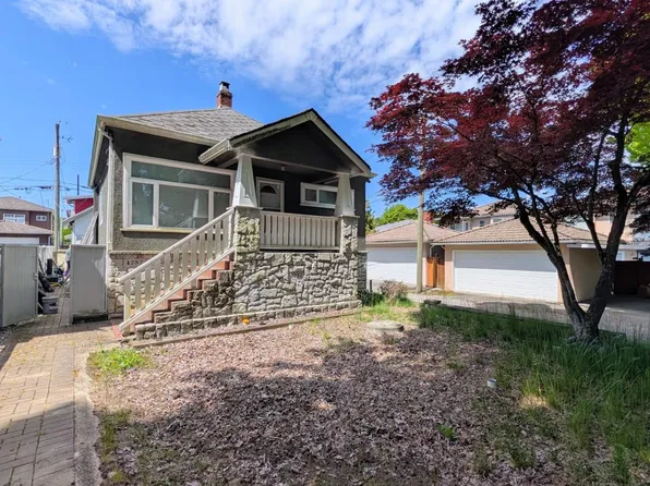4751 Henry St, Vancouver, BC V5V 4Z2