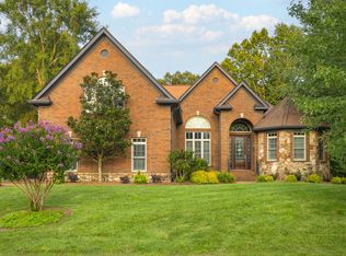 1197 Meadow Bridge Ln, Arrington, TN 37014