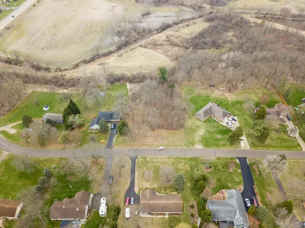 0 Hartwick Ln, Howell, MI 48855