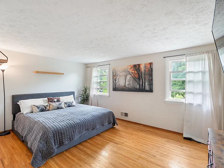 20 Paddington Dr — Photo 8