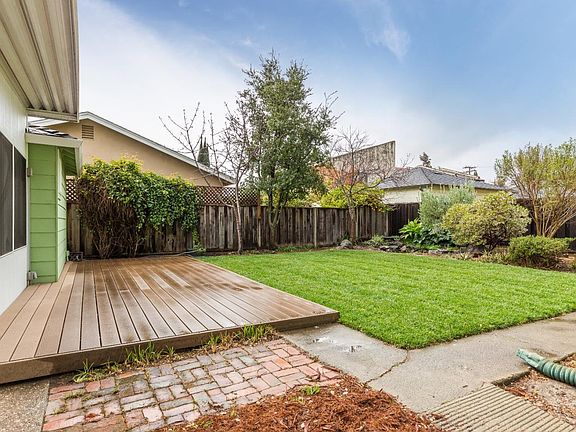 5th image of 367 Flora Vista Ave