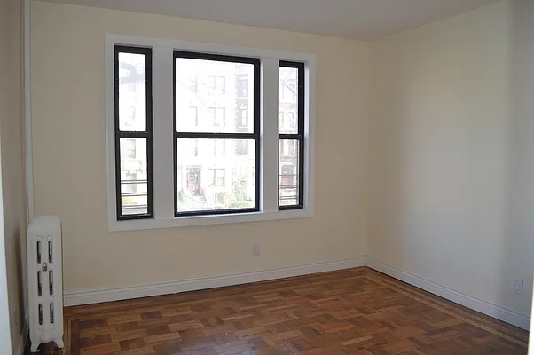 Rented by Greenland Group Realty | media 22