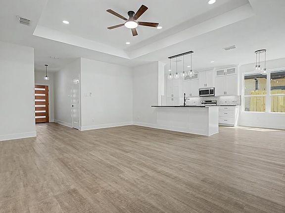 5th image of 1614 Birch Ln