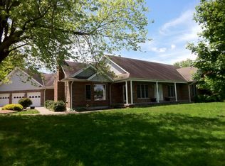 2640 E Eastwood St, Marshall, MO 65340