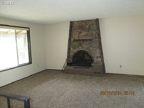 2nd image of 14313 NE 9th St