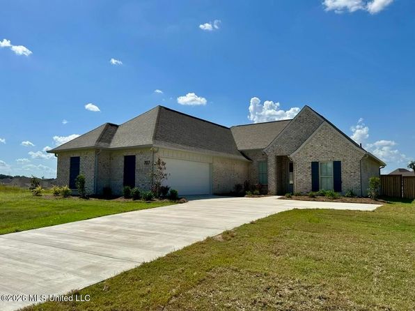 707 Kathleen Dr