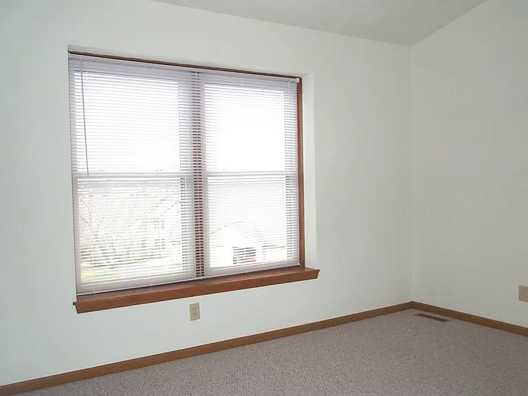 1832 Bright View Dr — Photo 9