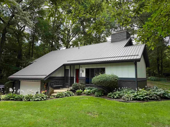 12418 Dee Dr, Plymouth, IN 46563