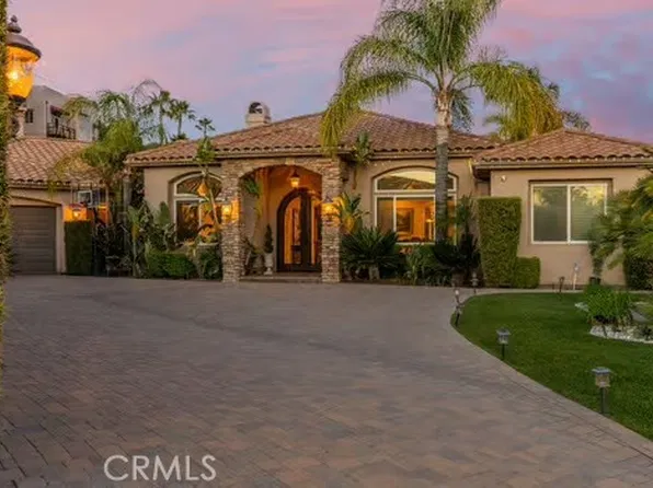 22928 San Joaquin Dr E, Canyon Lake, CA 92587
