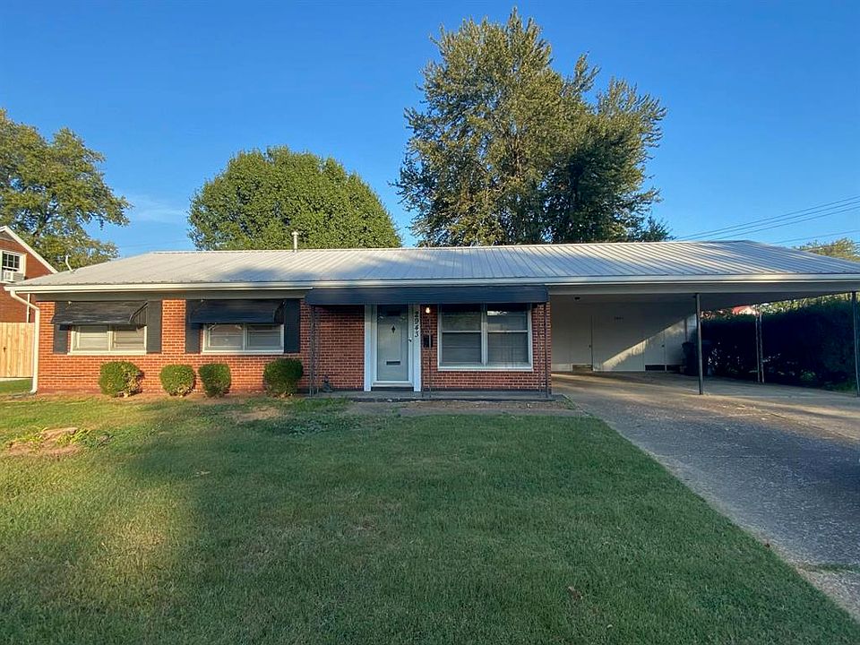 1st image of 2943 Christie Pl