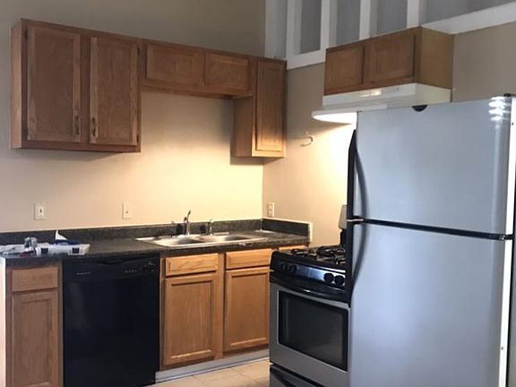 3rd image of 241 S Solomon St