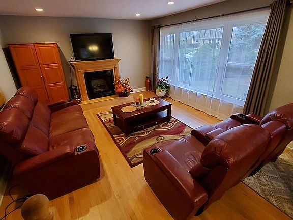 2nd image of 7625 Park Ave