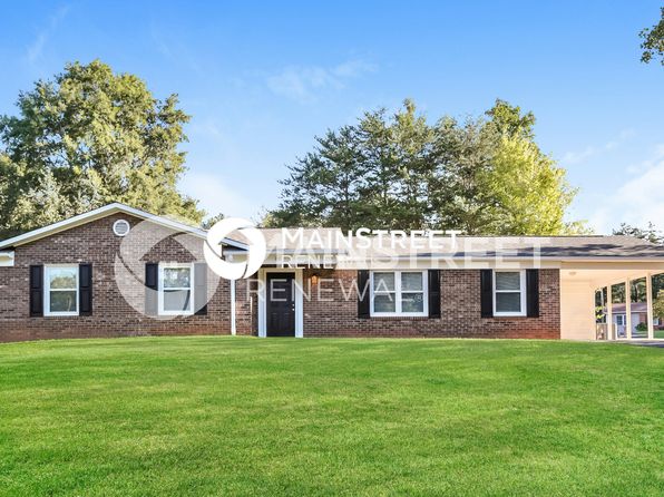 310 Rolling Hills Ln