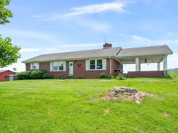 4139 Joy Ranch Rd, Hillsville, VA 24343