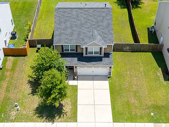 4th image of 110 Vango Dr
