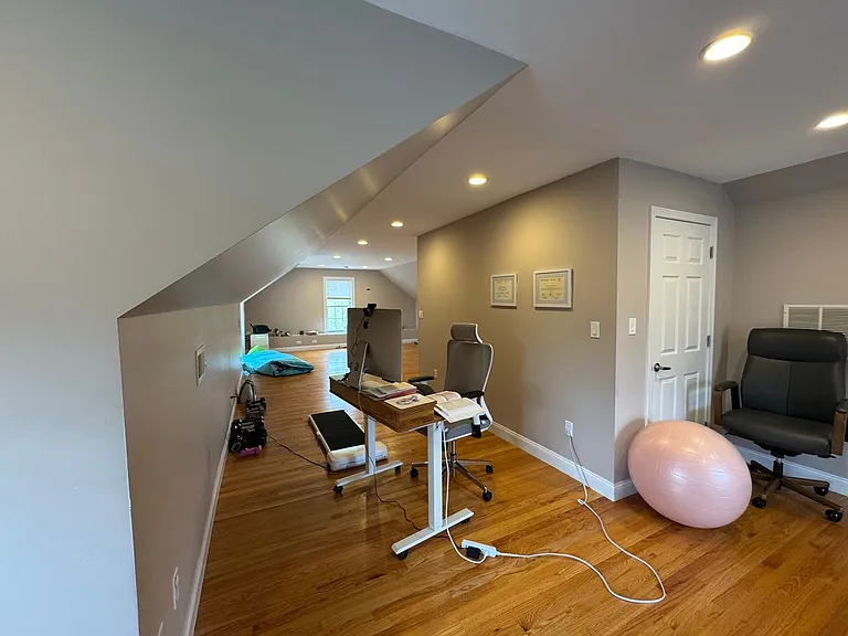 43 Canterbury Rd — Photo 44