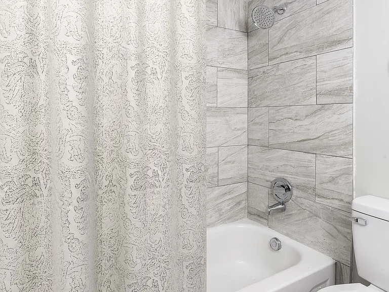 Chesapeake Pointe — Photo 21