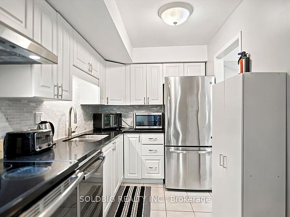 3rd image of 78 Stewart Maclaren Rd #78